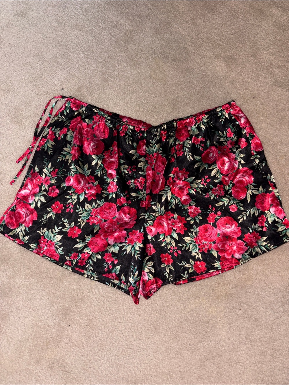 Floral Lounge Shorts - Black with pink Rose Print